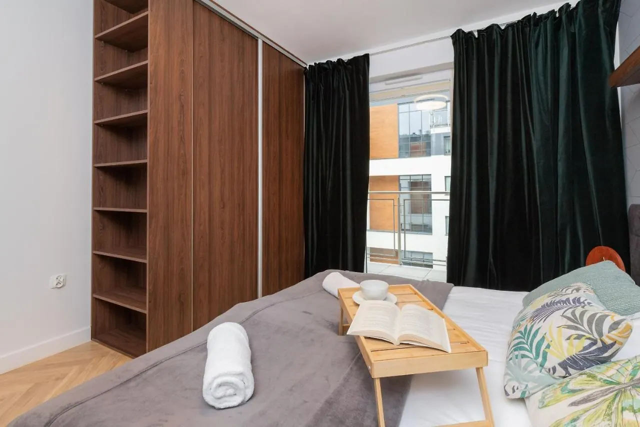 Superior Apartment With Balcony & Parking Gdansk By Noclegi Renters Prestige